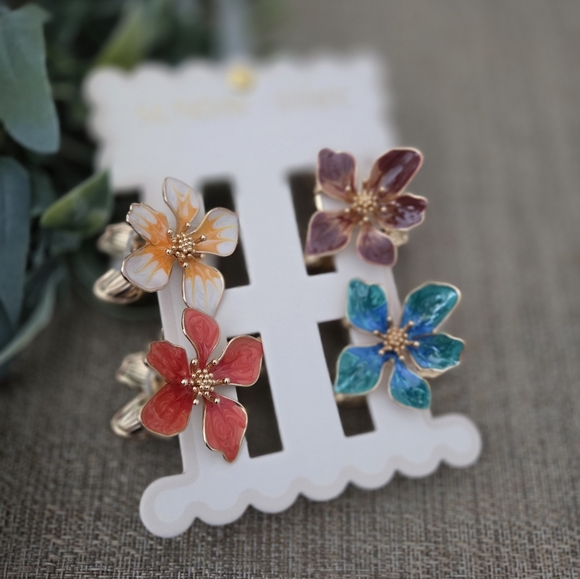 Sunday State Floral Hair Clips Set - Multicolor - Picture 3 of 4